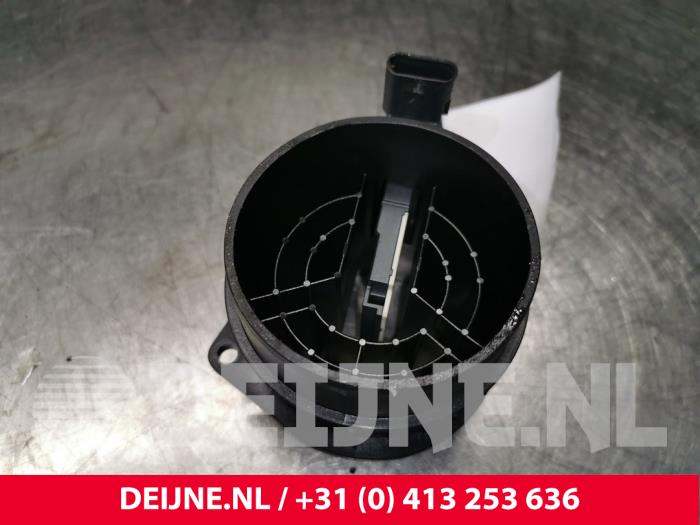 Airflow meter from a Mercedes-Benz B (W246,242) 2.2 B-220 CDI BlueEFFICIENCY 16V 2019