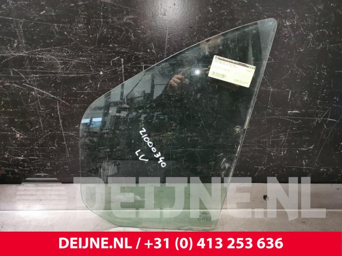Usados Ventanilla triangular izquierda delante Ford Transit Custom 2.2 TDCi 16V FWD Precio € 48,40 IVA incluido ofrecido por van Deijne Onderdelen Uden B.V.
