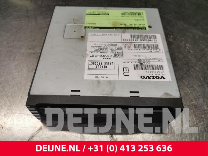 Usagé Module navigation Volvo C70 (MC) 2.0 D 16V Prix € 100,00 Règlement à la marge proposé par van Deijne Onderdelen Uden B.V.