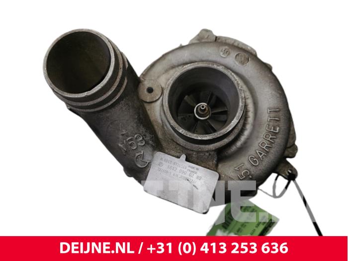 Używane Turbo Mercedes Vito Cena € 242,00 Z VAT oferowane przez van Deijne Onderdelen Uden B.V.