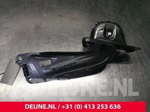 Used Rear wishbone, left Volkswagen Golf VIII (CD1) 1.5 eTSI 16V Price € 20,00 Margin scheme offered by van Deijne Onderdelen Uden B.V.