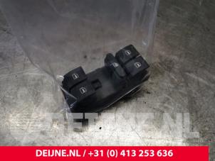 Usados Interruptor de ventanilla eléctrica Seat Altea XL (5P5) 1.4 TSI 16V Precio € 7,00 Norma de margen ofrecido por van Deijne Onderdelen Uden B.V.