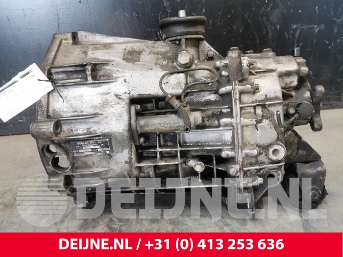 Usagé Boîte de vitesse Volkswagen LT II 2.5 TDi LWB Prix € 484,00 Prix TTC proposé par van Deijne Onderdelen Uden B.V.