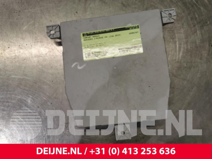 Używane Modul Comfort Mercedes C (W205) C-220 2.2 CDI BlueTEC, C-220 d 16V Cena € 75,00 Procedura marży oferowane przez van Deijne Onderdelen Uden B.V.