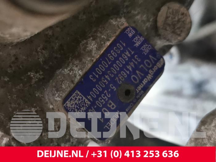 Engine from a Volvo V40 (MV) 2.0 T2 16V 2017