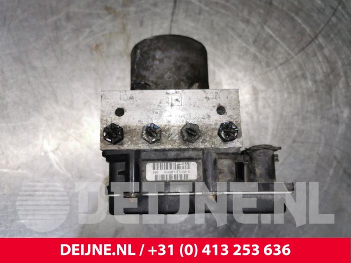 Begagnade ABS-pump Ford Transit Pris € 90,75 Inklusive moms erbjuds av van Deijne Onderdelen Uden B.V.