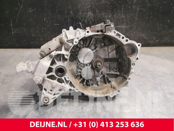 Getriebe van een Volvo V60 I (FW/GW) 2.0 D3 20V 2014