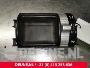 Gebrauchte Höhenregler Schalter Porsche Cayenne (9PA) 4.5 S V8 32V Preis € 30,00 Margenregelung angeboten von van Deijne Onderdelen Uden B.V.