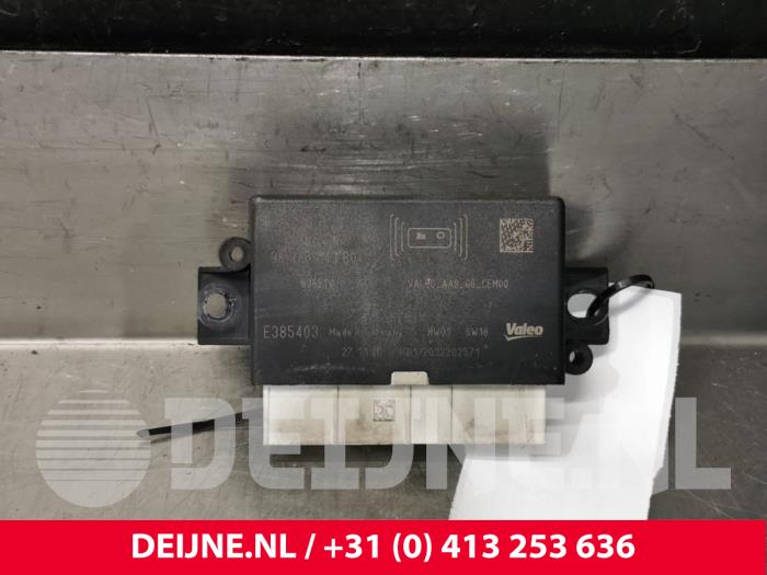 Begagnade PDC-modul Peugeot Partner (EA//EF/EN/EU) 1.5 BlueHDi 100 Pris € 72,60 Inklusive moms erbjuds av van Deijne Onderdelen Uden B.V.
