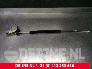Used Gearbox shift cable Audi A3 Sportback (8VA/8VF) 1.4 TFSI 16V e-tron Price € 45,00 Margin scheme offered by van Deijne Onderdelen Uden B.V.