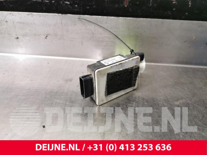 Używane Modul paliwowy ADM Renault Master III (EV/HV/UV/VA/VB/VD/VF/VG/VJ) 2.3 dCi 130 16V RWD Cena € 90,75 Z VAT oferowane przez van Deijne Onderdelen Uden B.V.