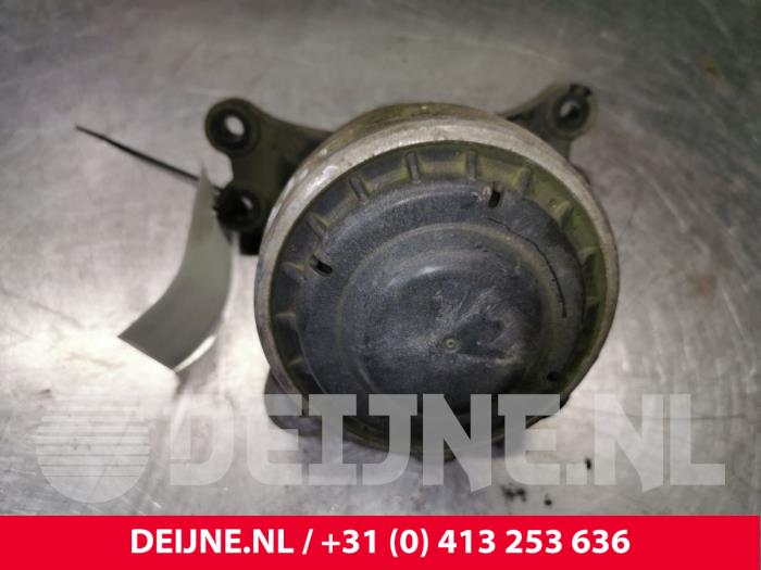 Used Engine mount Ford Transit 2.2 TDCi 16V Price € 36,30 Inclusive VAT offered by van Deijne Onderdelen Uden B.V.