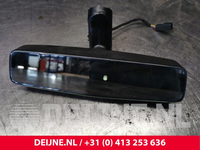 Używane Lusterko wewnetrzne Tesla Model S 85 Cena € 332,75 Z VAT oferowane przez van Deijne Onderdelen Uden B.V.