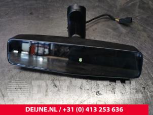 Usagé Rétroviseur intérieur Tesla Model S 85 Prix € 90,75 Prix TTC proposé par van Deijne Onderdelen Uden B.V.