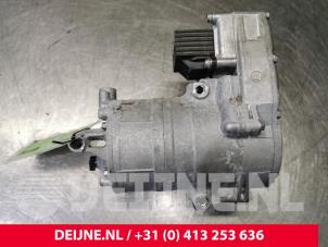 Used Air conditioning pump Mercedes GLE Coupe (C167) 53 AMG EQ Boost 3.0 24V 4-Matic+ Price € 450,00 Margin scheme offered by van Deijne Onderdelen Uden B.V.