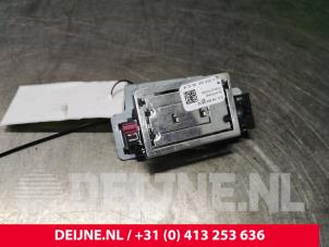 Używane Antena Mercedes GLE Coupe (C167) 53 AMG EQ Boost 3.0 24V 4-Matic+ Cena € 20,00 Procedura marży oferowane przez van Deijne Onderdelen Uden B.V.