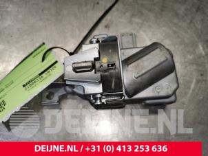 Used Steering box lock Volvo V40 (MV) 2.0 T2 16V Price € 50,00 Margin scheme offered by van Deijne Onderdelen Uden B.V.