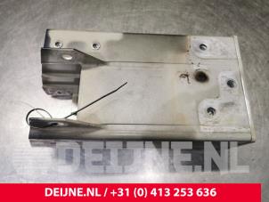 Used Chassis bar, front Volvo XC90 II 2.0 D5 16V AWD Price on request offered by van Deijne Onderdelen Uden B.V.