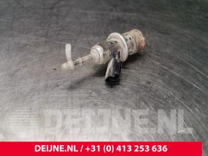 Used Adblue Injector Citroen Jumpy 2.0 Blue HDI 120 Price € 90,75 Inclusive VAT offered by van Deijne Onderdelen Uden B.V.