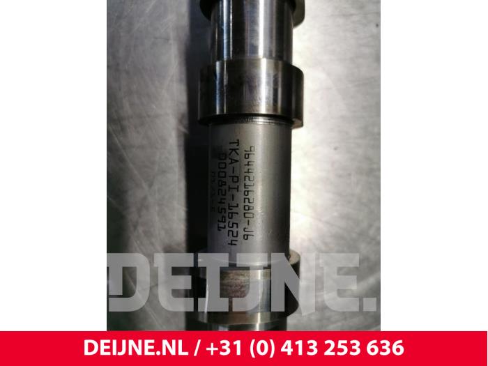 Camshaft from a Fiat Scudo (270) 2.0 D Multijet 2007
