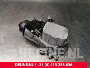 Usados Cuerpo de filtro de aceite Volvo V40 (MV) 1.6 D2 Precio € 75,00 Norma de margen ofrecido por van Deijne Onderdelen Uden B.V.
