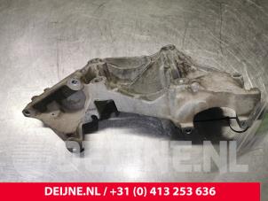 Used Alternator upper bracket Opel Movano 2.3 CDTi 16V FWD Price on request offered by van Deijne Onderdelen Uden B.V.