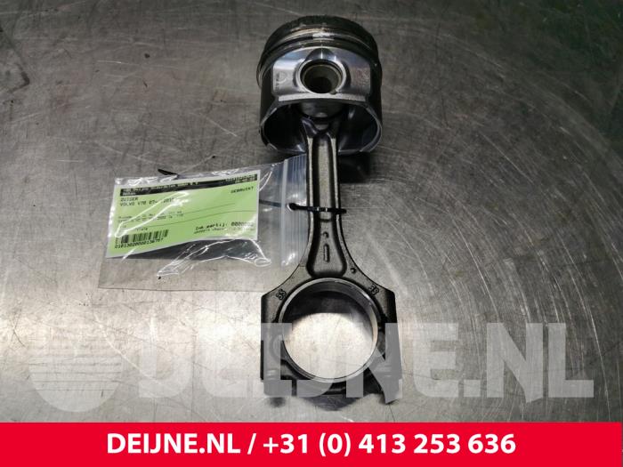 Gebrauchte Kolben Volvo V70 (BW) 2.0 D3 16V Preis € 108,90 Mit Mehrwertsteuer angeboten von van Deijne Onderdelen Uden B.V.
