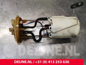 Usagé Pompe carburant électrique Mercedes Sprinter 3,5t (906.63) 309 CDI 16V Prix sur demande proposé par van Deijne Onderdelen Uden B.V.