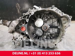 Używane Skrzynia biegów Volvo V70 (BW) 2.0 D4 20V Cena € 500,00 Procedura marży oferowane przez van Deijne Onderdelen Uden B.V.