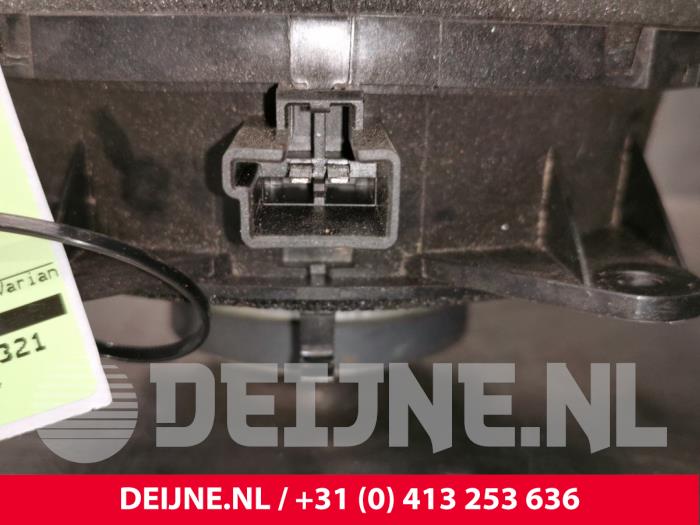Speaker Volvo XC90 II 2 0 D5 16V AWD 31350425 VOLVO