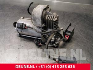 Compressor from a Volvo XC90 II 2.0 D5 16V AWD 2017