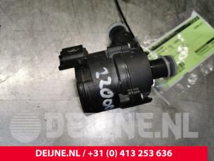 Used Additional water pump Renault Master IV (EV/HV/UV/VA/VB/VD/VF/VG/VJ) 2.3 dCi 130 16V RWD Price € 36,30 Inclusive VAT offered by van Deijne Onderdelen Uden B.V.