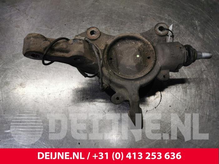 Knuckle, front left from a Renault Master IV (EV/HV/UV/VA/VB/VD/VF/VG/VJ) 2.3 dCi 130 16V RWD 2020