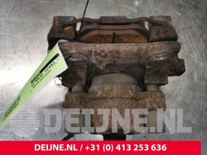 Usagé Etrier de frein arrière droit BMW 1-Série Prix € 40,00 Règlement à la marge proposé par van Deijne Onderdelen Uden B.V.