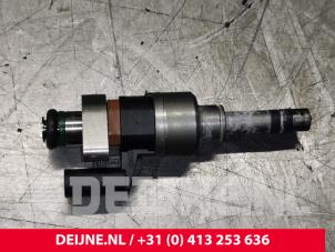 Gebrauchte Injektor (Benzineinspritzung) Opel Corsa E 1.0 SIDI Turbo 12V Preis € 35,00 Margenregelung angeboten von van Deijne Onderdelen Uden B.V.