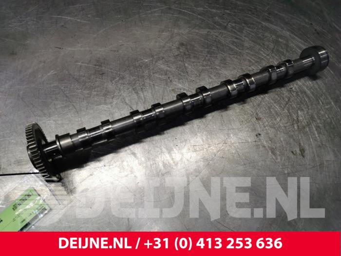 Usagé Arbre à cames Volvo V70 (BW) 2.4 D5 20V Prix € 75,00 Règlement à la marge proposé par van Deijne Onderdelen Uden B.V.