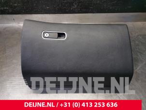 Gebrauchte Handschuhfach Mercedes GLE Coupe (C167) 53 AMG EQ Boost 3.0 24V 4-Matic+ Preis auf Anfrage angeboten von van Deijne Onderdelen Uden B.V.