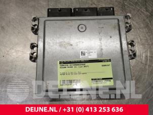 Usados Ordenador de gestión de motor Nissan NV 400 2.3 dCi 110 16V Precio de solicitud ofrecido por van Deijne Onderdelen Uden B.V.