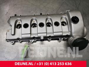 Used Rocker cover Porsche Cayenne (9PA) 4.5 S V8 32V Price € 125,00 Margin scheme offered by van Deijne Onderdelen Uden B.V.