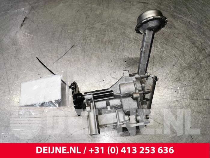 Gebrauchte Ölpumpe Nissan NV 200 Evalia (M20M) 1.5 dCi 90 Preis € 60,50 Mit Mehrwertsteuer angeboten von van Deijne Onderdelen Uden B.V.