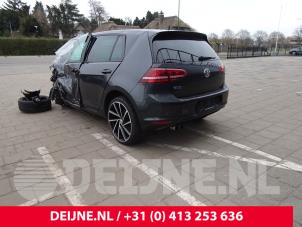 Używane Tylne swiatlo pozycyjne lewe Volkswagen Golf VII (AUA) 1.4 GTE 16V Cena € 100,00 Procedura marży oferowane przez van Deijne Onderdelen Uden B.V.