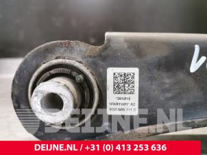Używane Miseczka sprezyny lewy tyl Volkswagen Golf VII (AUA) 1.4 GTE 16V Cena € 50,00 Procedura marży oferowane przez van Deijne Onderdelen Uden B.V.