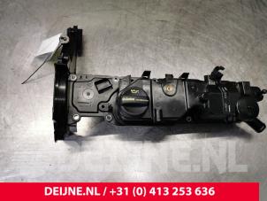 Usagé Couvercle soupapes Volvo V40 (MV) 1.6 D2 Prix € 50,00 Règlement à la marge proposé par van Deijne Onderdelen Uden B.V.