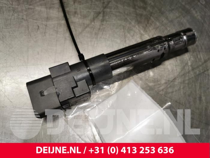 Usagé Bobine Porsche Cayenne (9PA) 3.2 V6 24V Prix € 25,00 Règlement à la marge proposé par van Deijne Onderdelen Uden B.V.