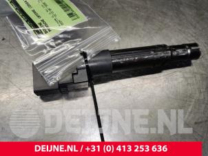 Used Ignition coil Porsche Cayenne (9PA) 3.2 V6 24V Price € 25,00 Margin scheme offered by van Deijne Onderdelen Uden B.V.