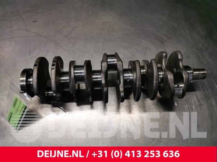 Używane Wal korbowy Volkswagen Crafter 2.5 TDI 30/32/35/46/50 Cena € 847,00 Z VAT oferowane przez van Deijne Onderdelen Uden B.V.