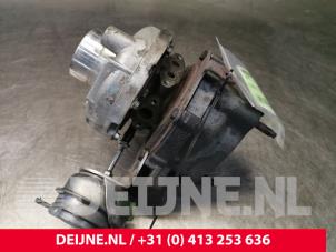 Używane Turbo Opel Vivaro 2.5 CDTI DPF Cena € 181,50 Z VAT oferowane przez van Deijne Onderdelen Uden B.V.