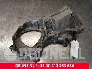 Used Alternator upper bracket Renault Master III (ED/HD/UD) 2.5 dCi 16V 100 Price € 72,60 Inclusive VAT offered by van Deijne Onderdelen Uden B.V.
