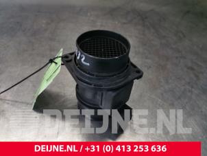 Used Airflow meter Renault Master III (FD/HD) 2.2 dCi 16V Price € 48,40 Inclusive VAT offered by van Deijne Onderdelen Uden B.V.