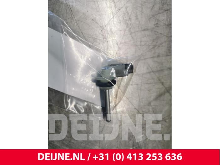 Begagnade Innetemperatursensor Volvo XC90 Pris € 30,00 Marginaltabell erbjuds av van Deijne Onderdelen Uden B.V.